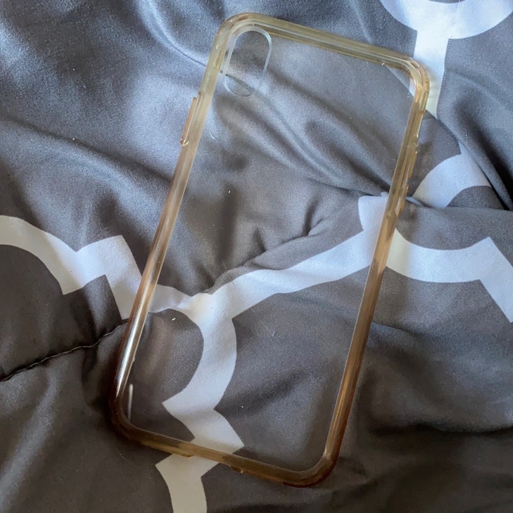 Clear IPhone XR case